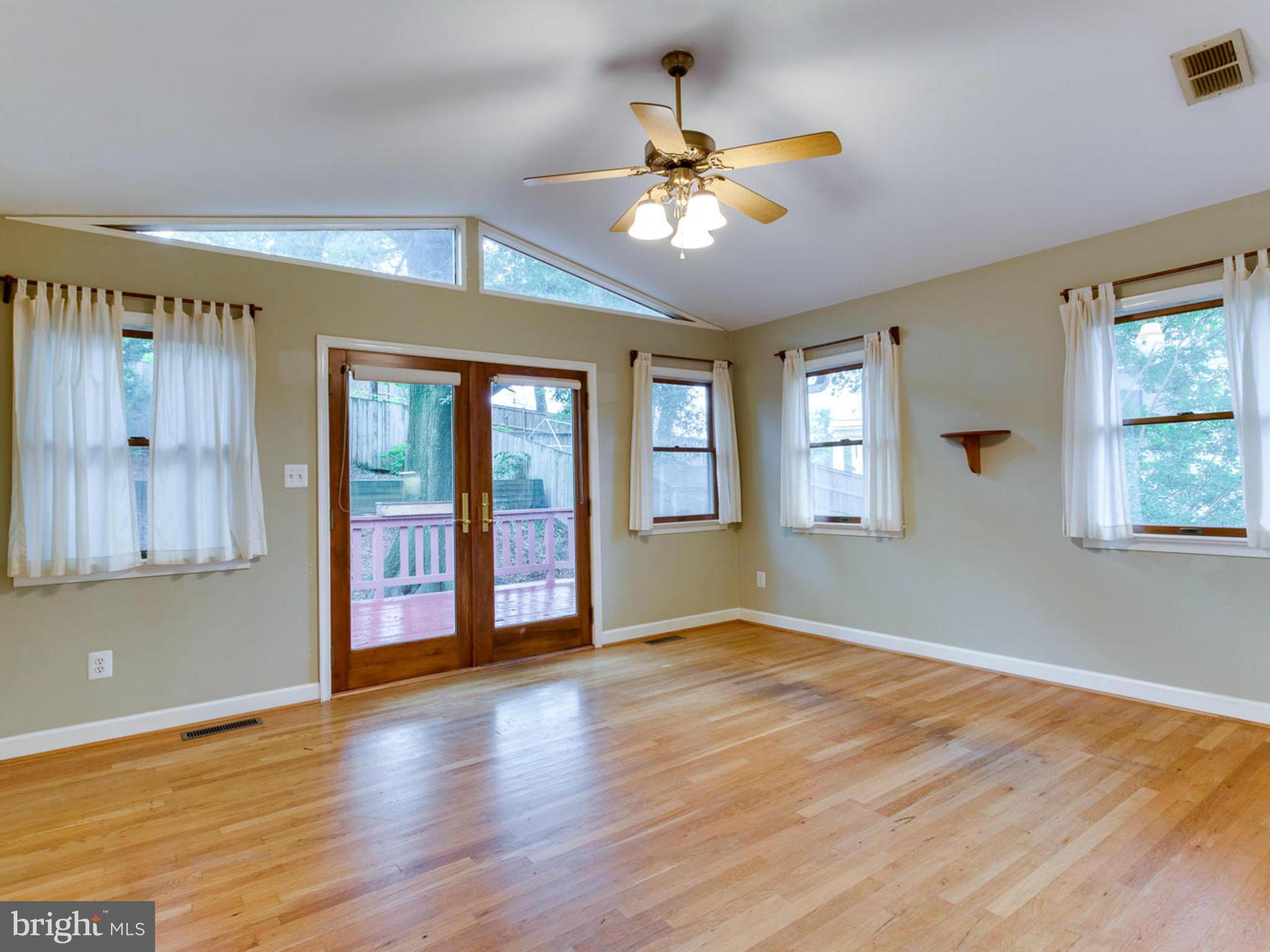 DOUGLAS PARK - Residential