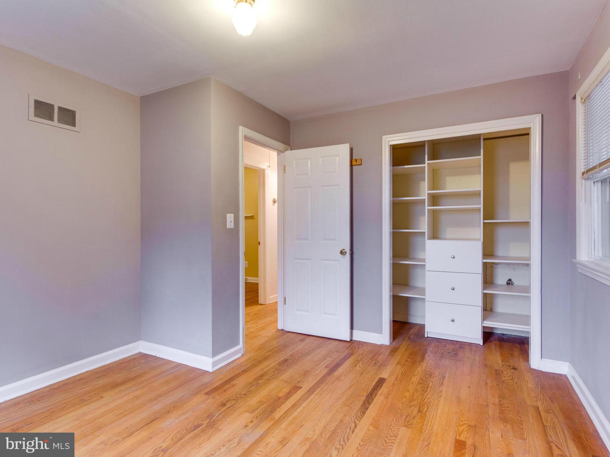 DOUGLAS PARK - Residential