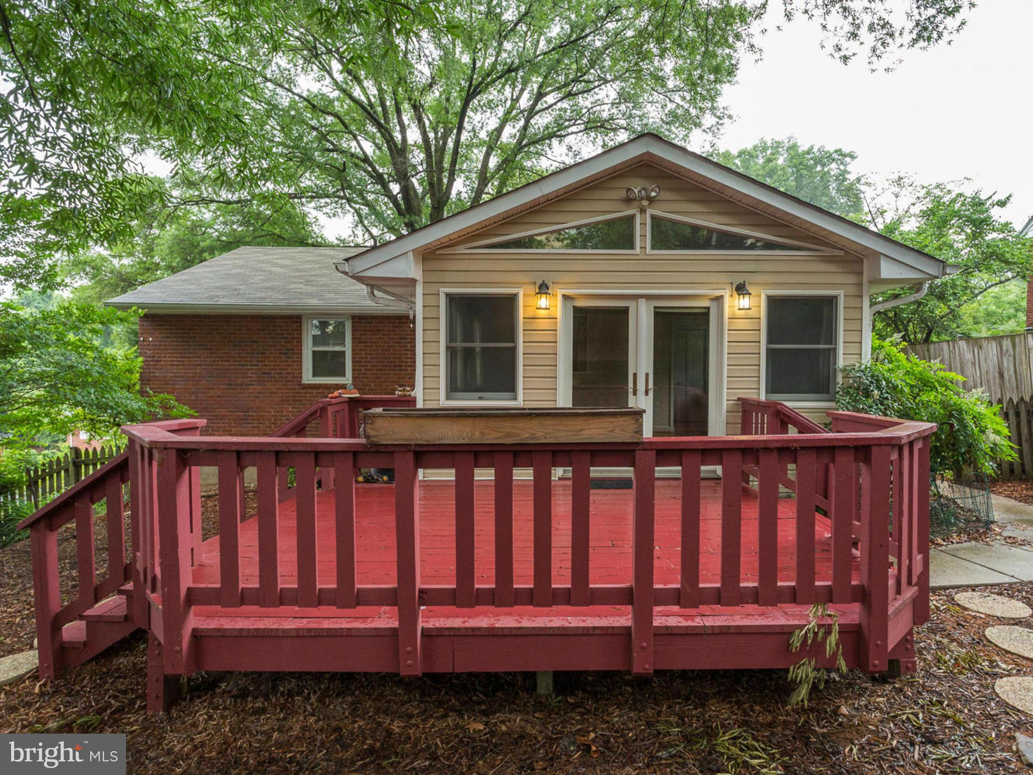 DOUGLAS PARK - Residential