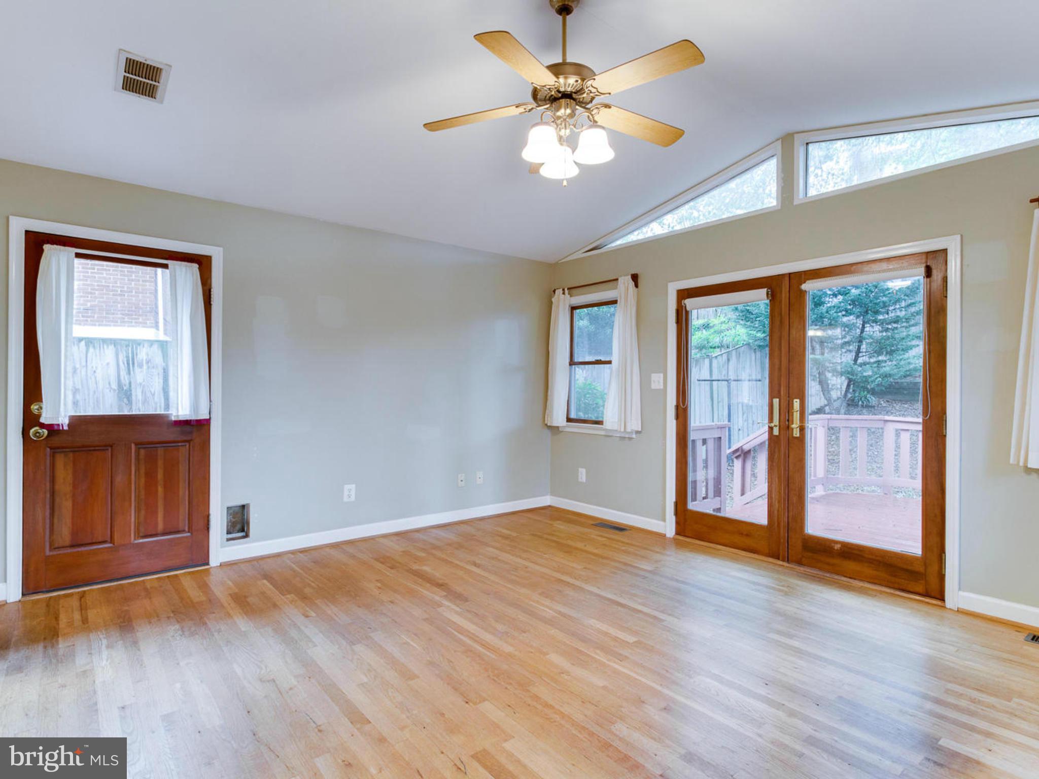 DOUGLAS PARK - Residential