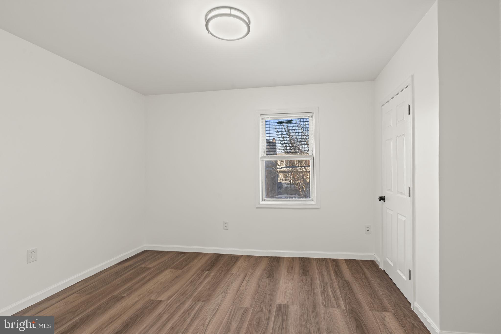 COBBS CREEK - Residential