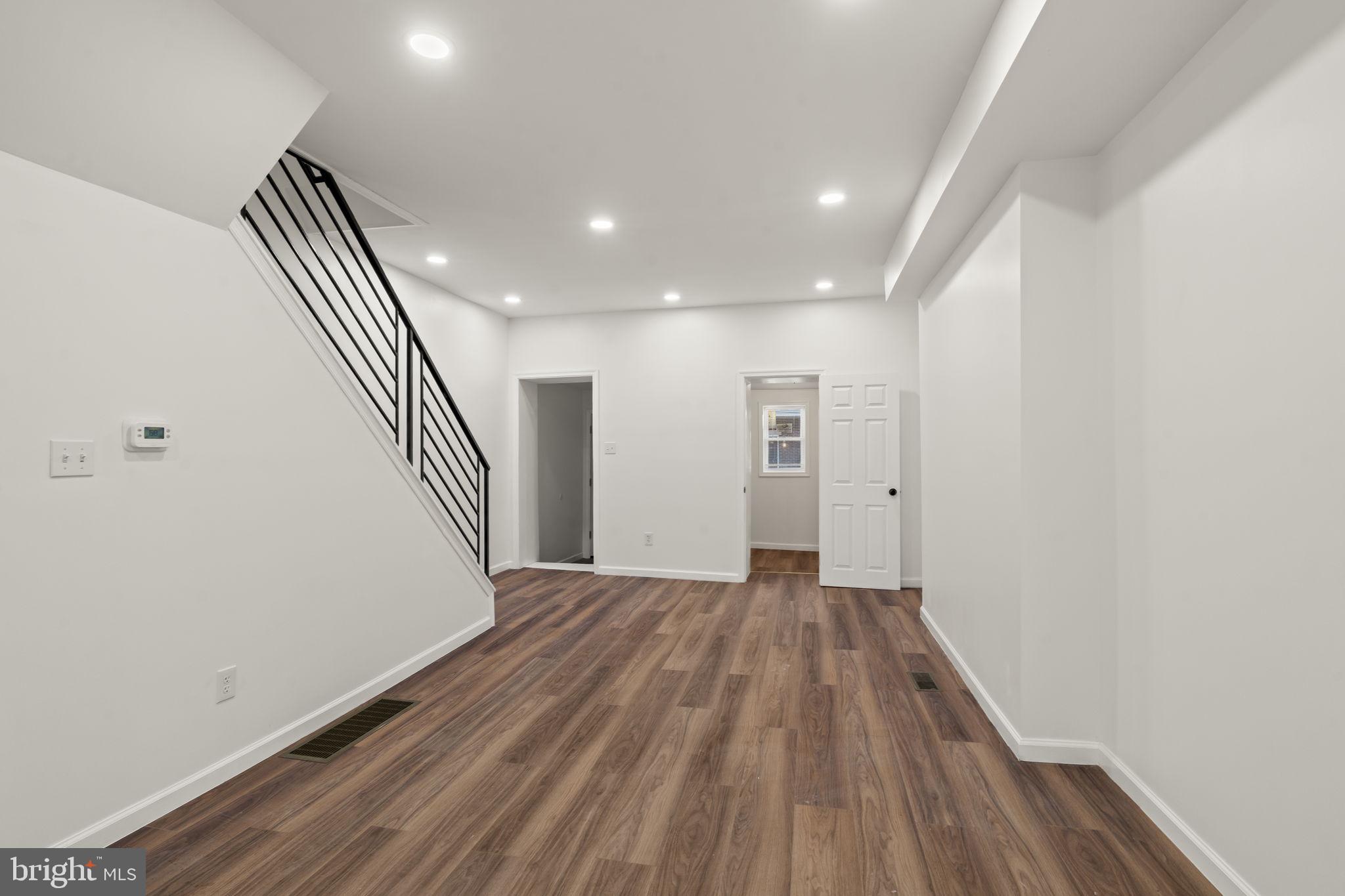 COBBS CREEK - Residential