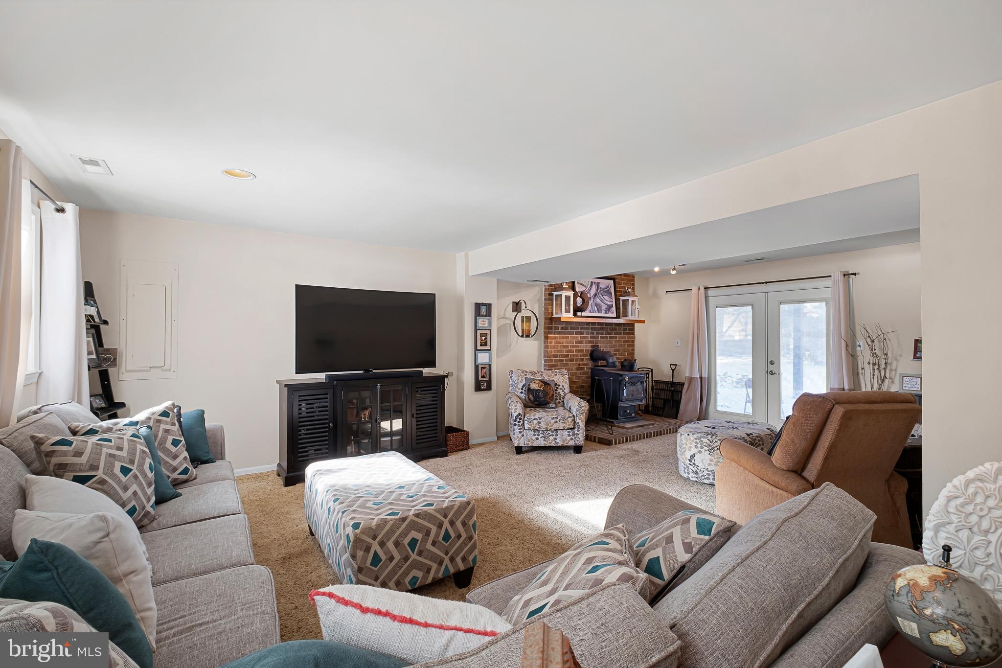 PINE VALLEY FARMS - Residential