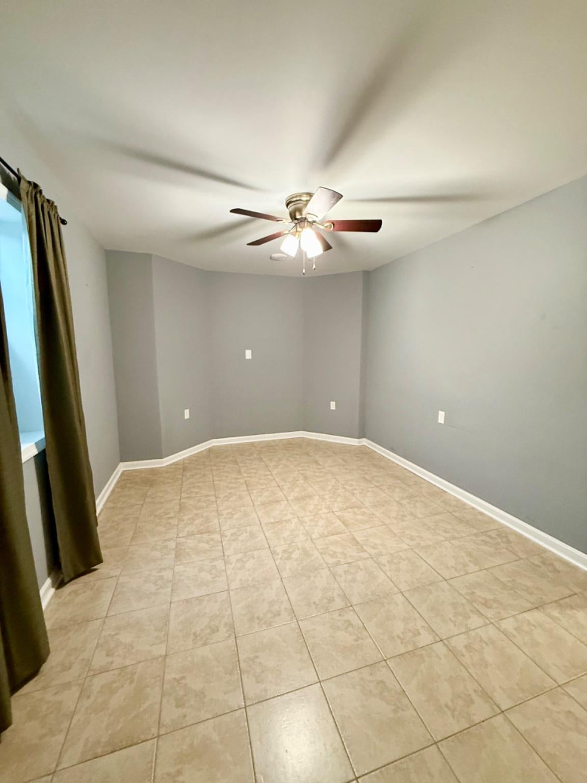 2608 CAPITAL COURT