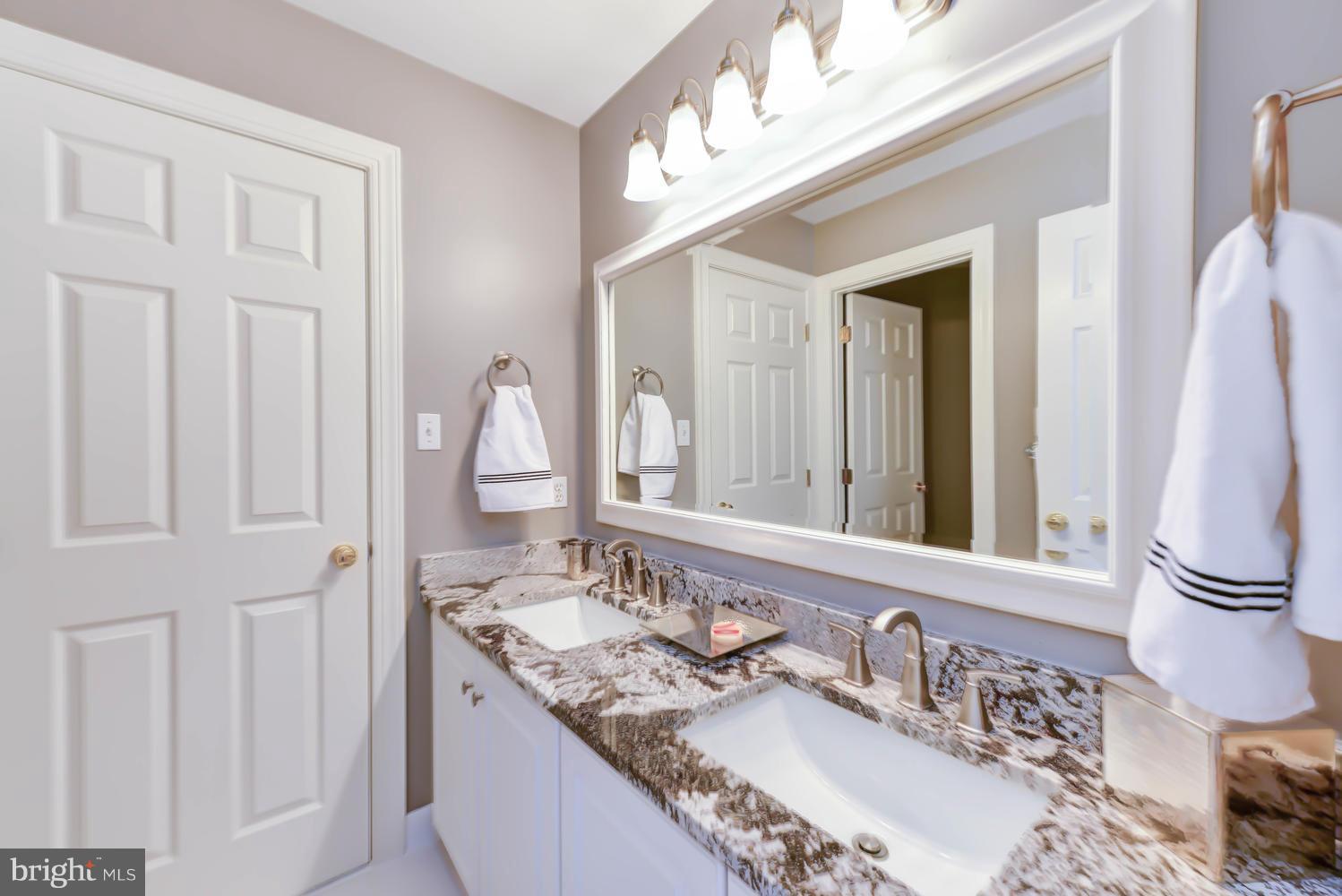 KINGS CLOISTER - Residential