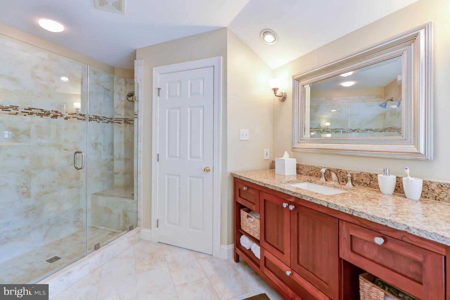 KINGS CLOISTER - Residential