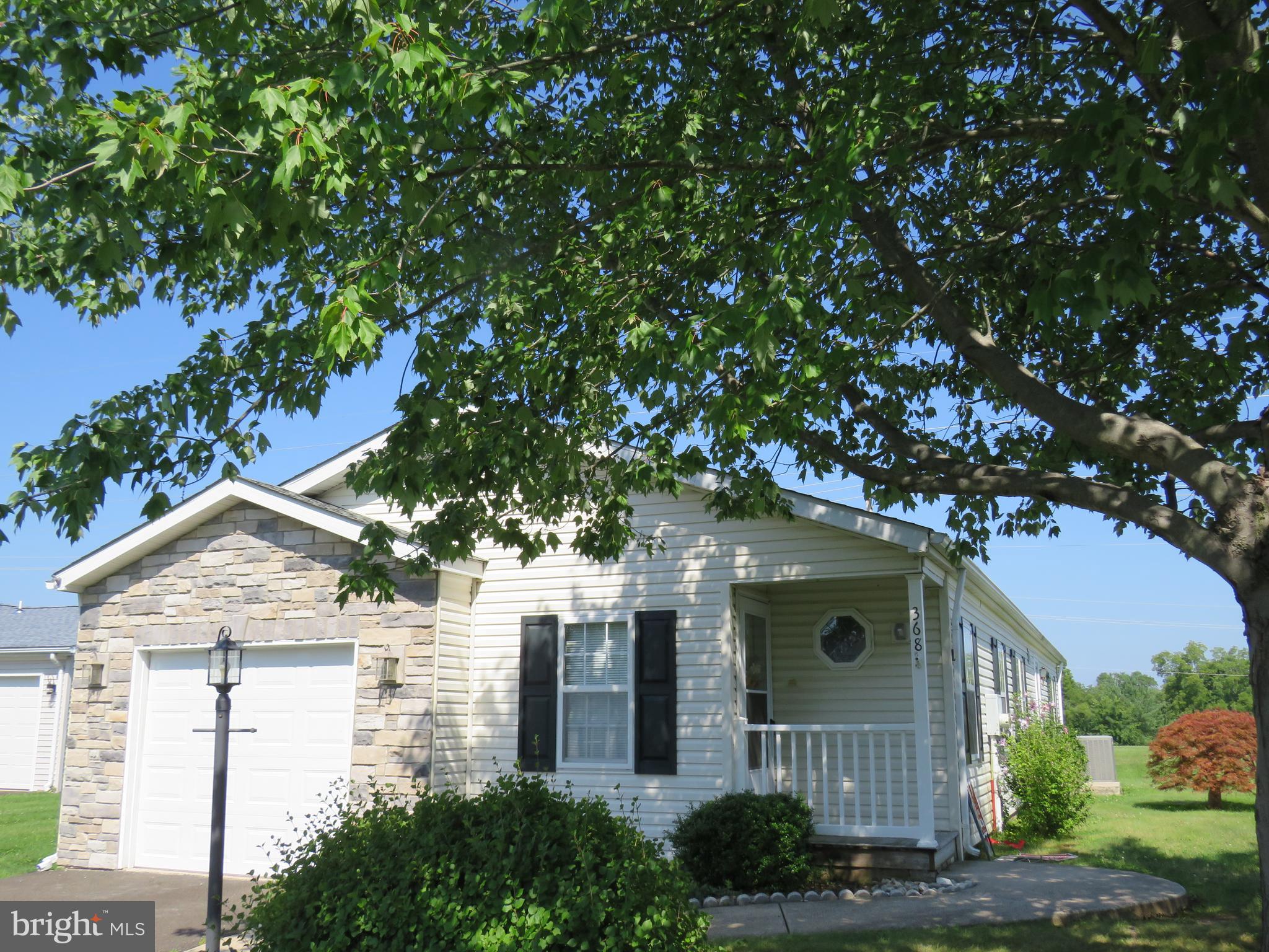 368 COUNTRYSIDE CIRCLE