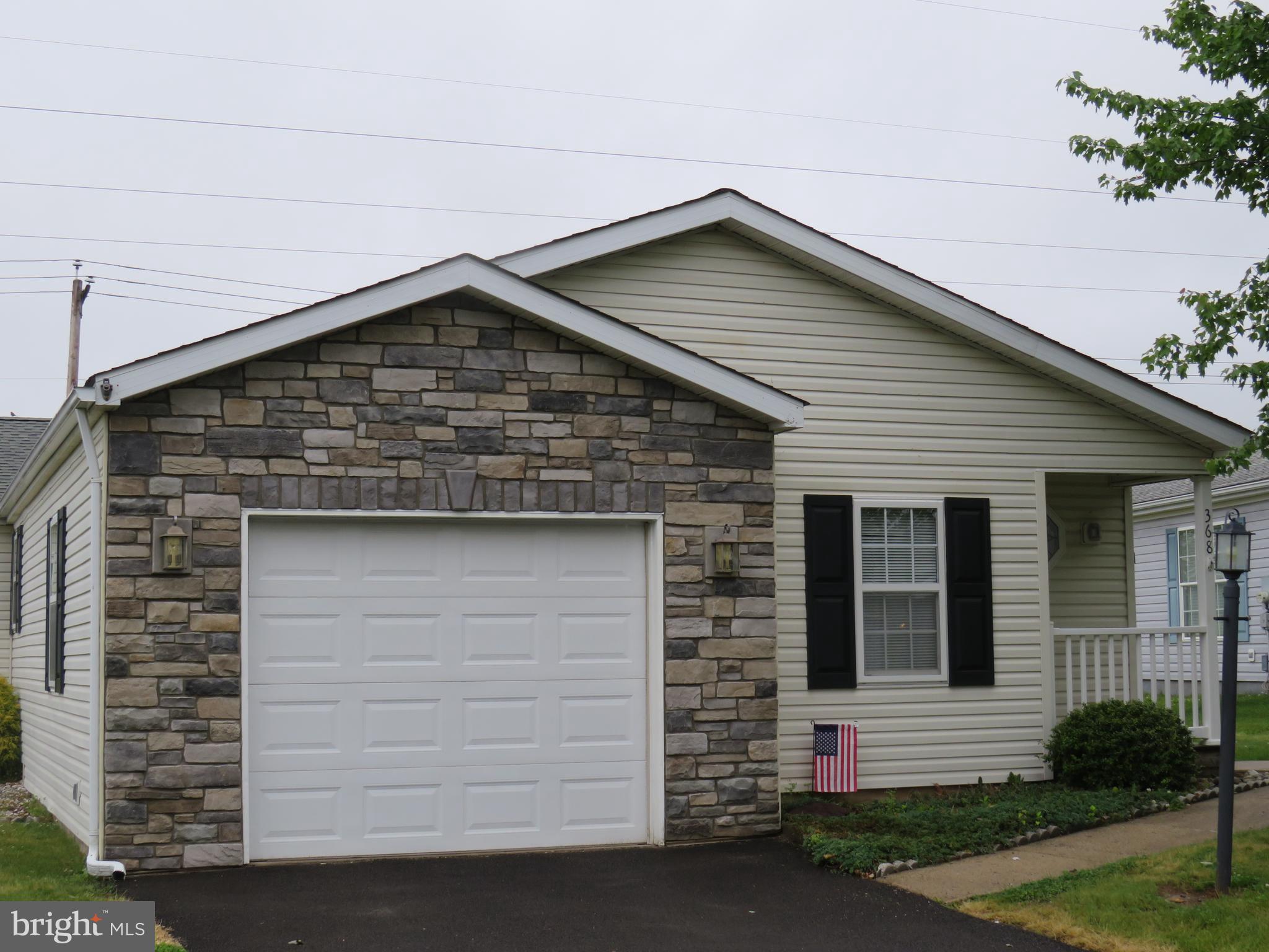 BUCKINGHAM SPRINGS - Residential