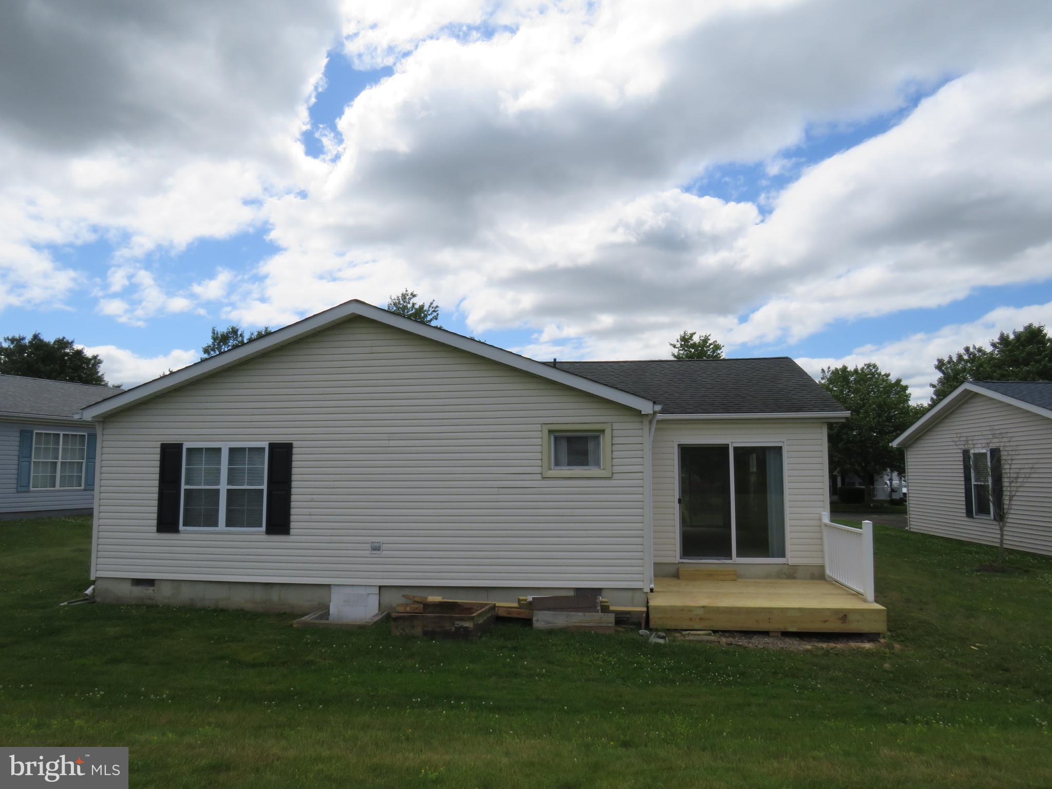 BUCKINGHAM SPRINGS - Residential