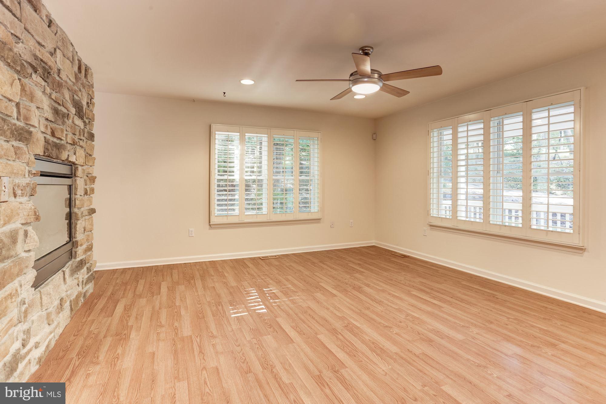 SHANNONDALE - Residential