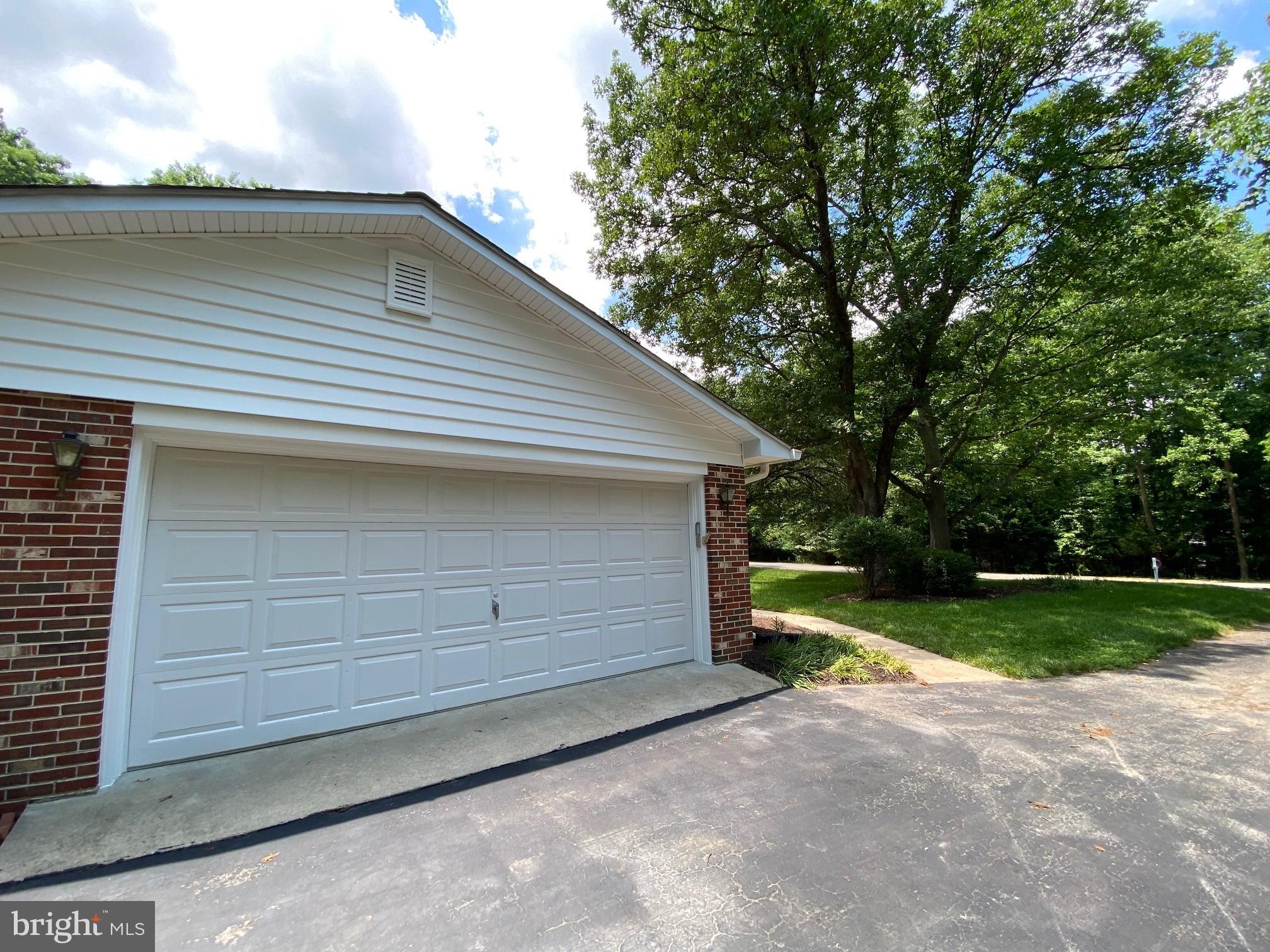 ESPERANZA FARMS - Residential