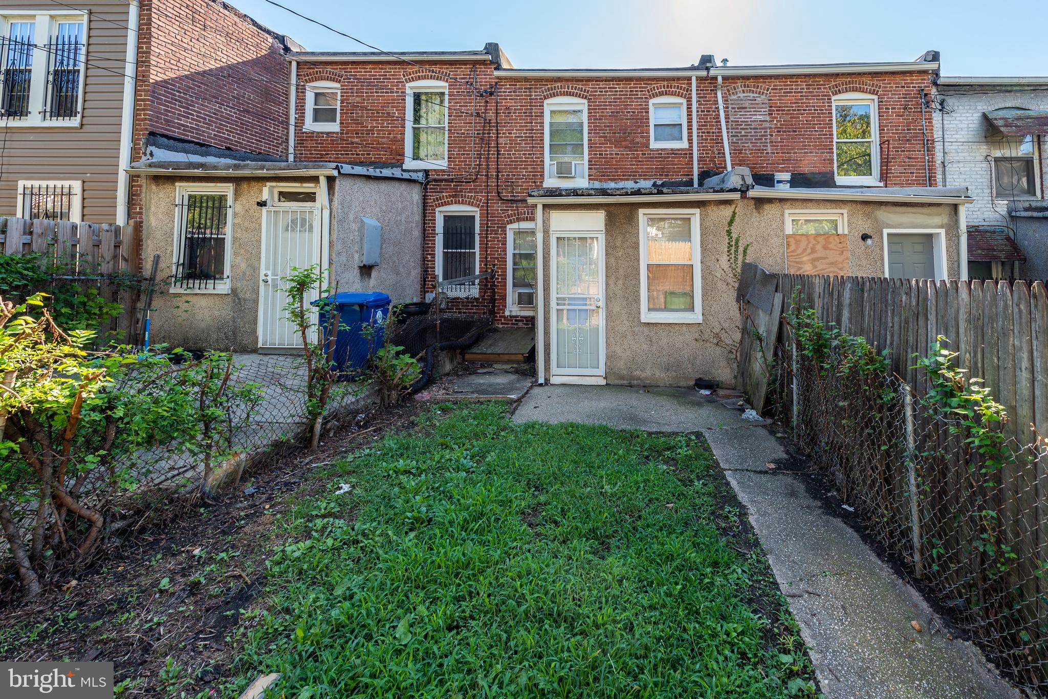 WAVERLY - Residential