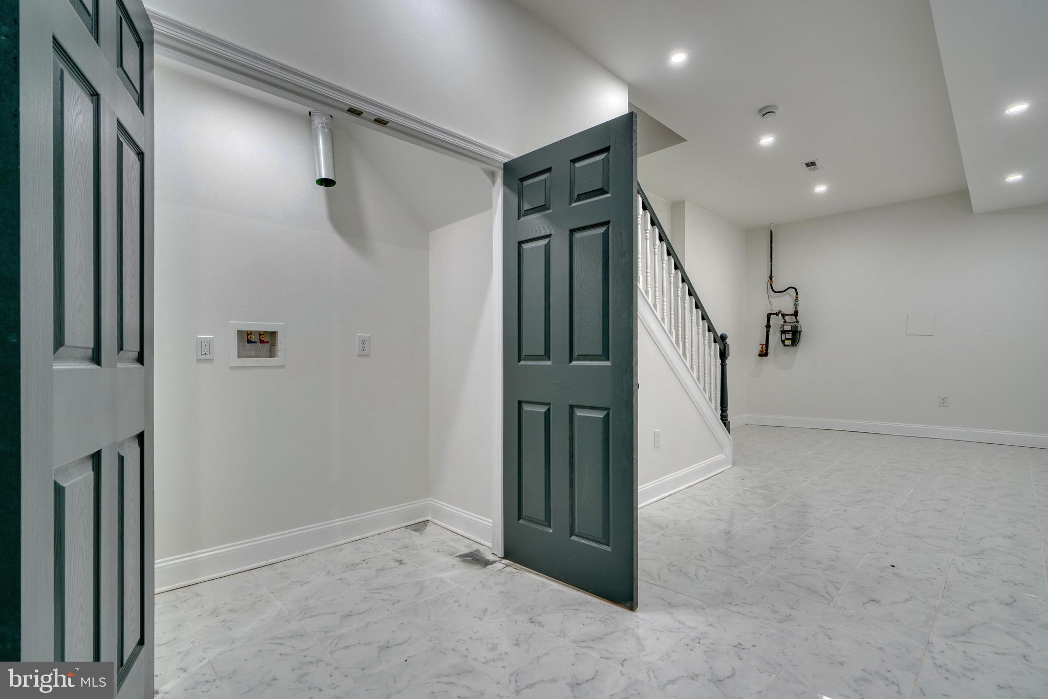 WINCHESTER - Residential