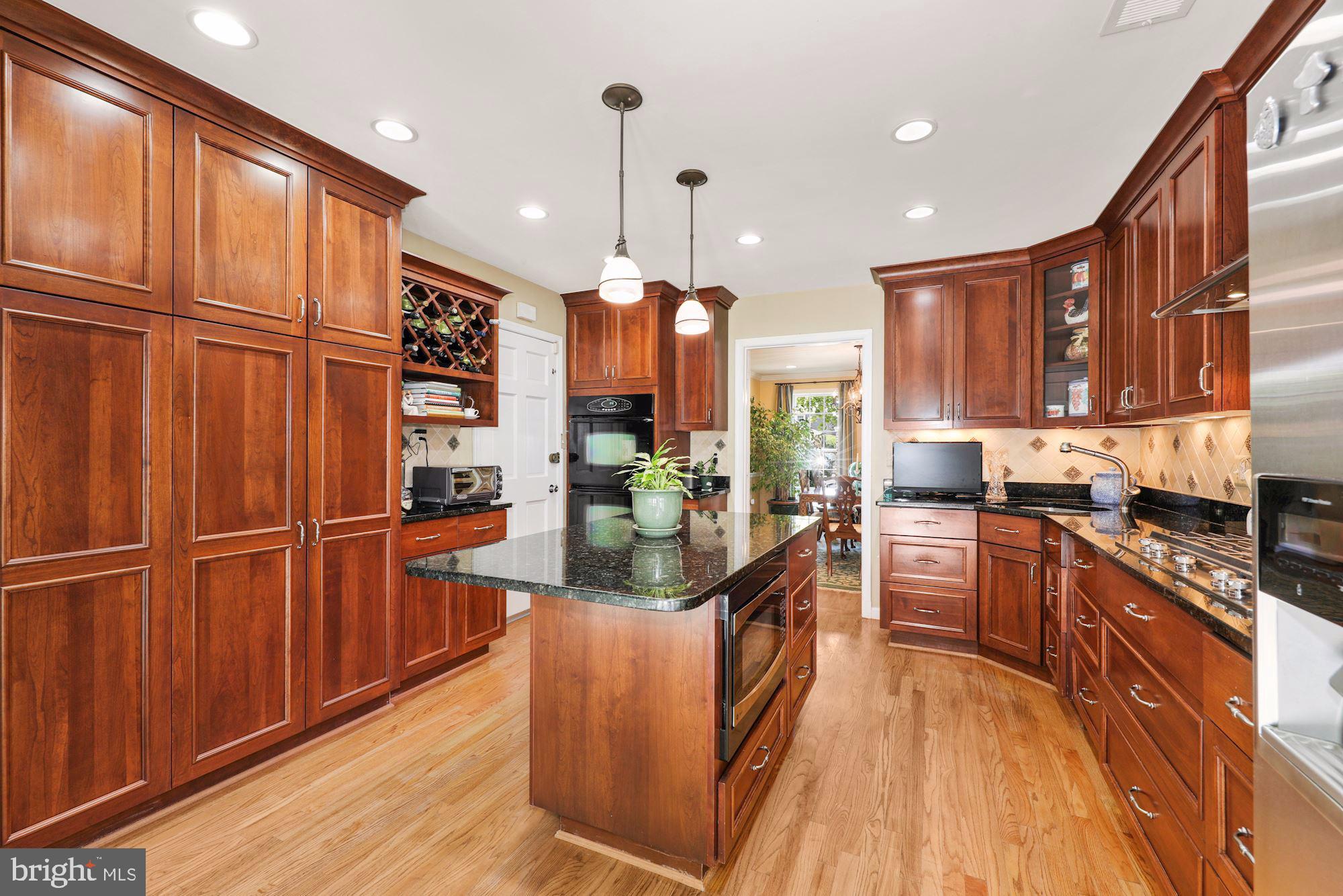 WESTMORELAND HILLS - Residential