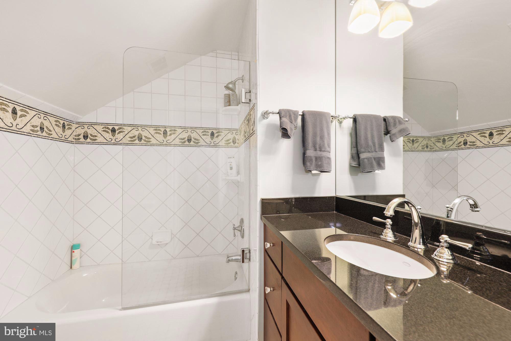 WESTMORELAND HILLS - Residential