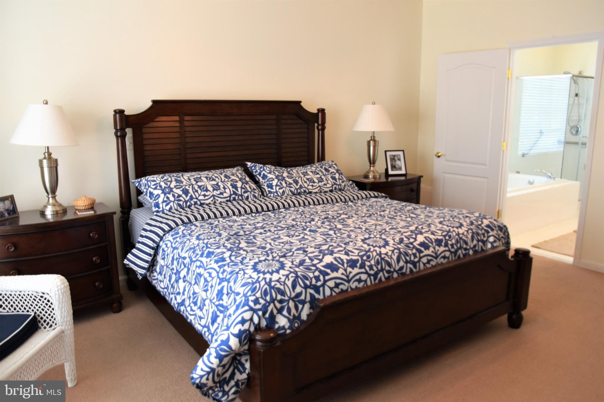 EASTON CLUB EAST - Residential