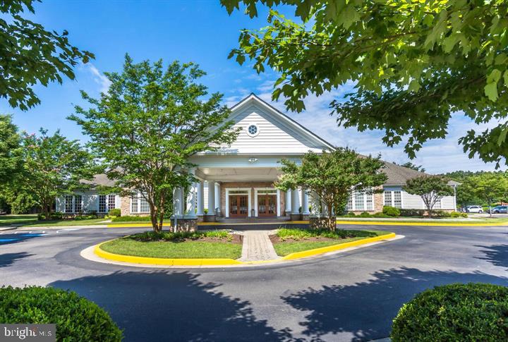 EASTON CLUB EAST - Residential