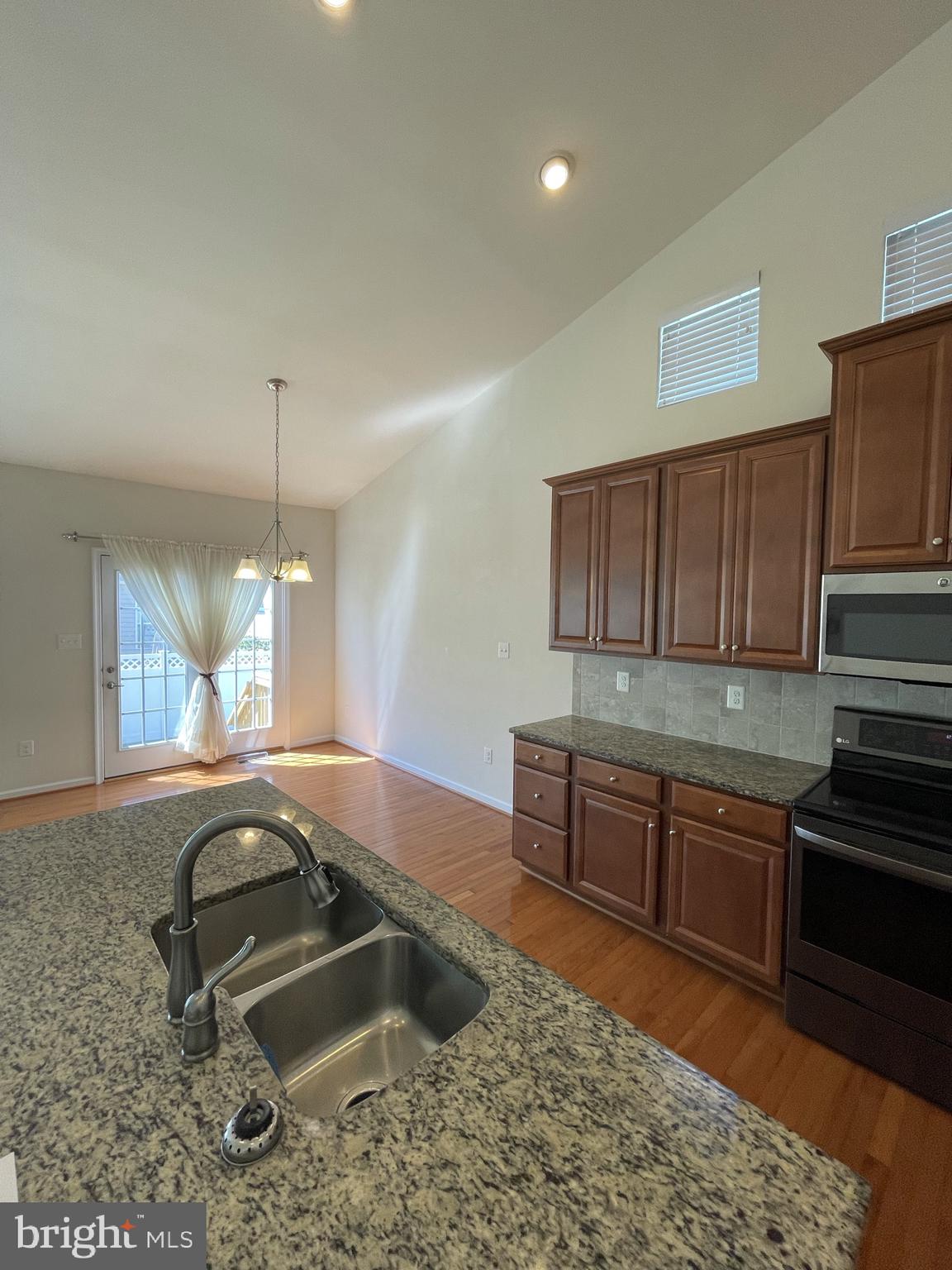 SHENANDOAH SPRINGS - Residential Lease