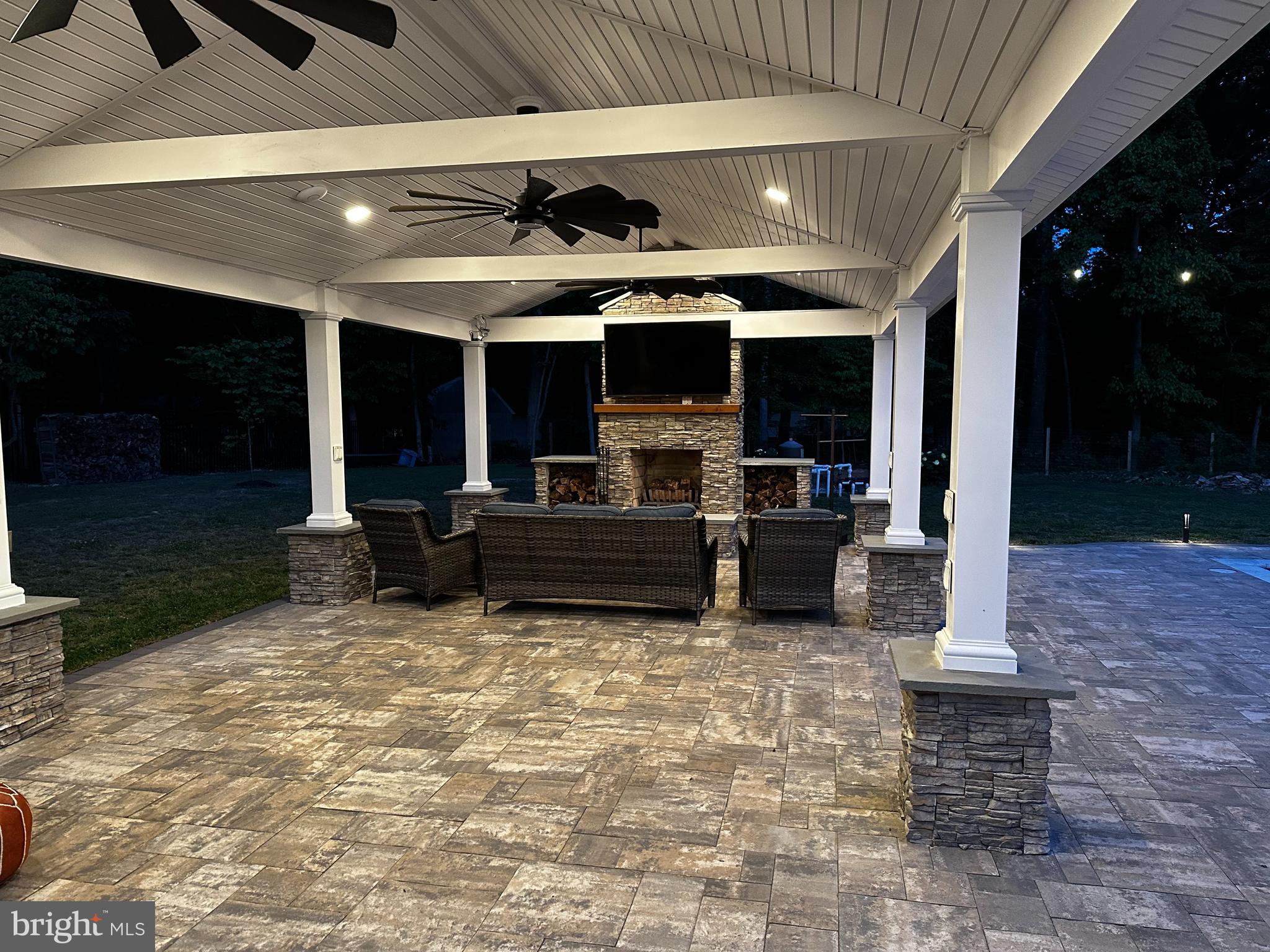 BARBARA HEIGHTS - Residential