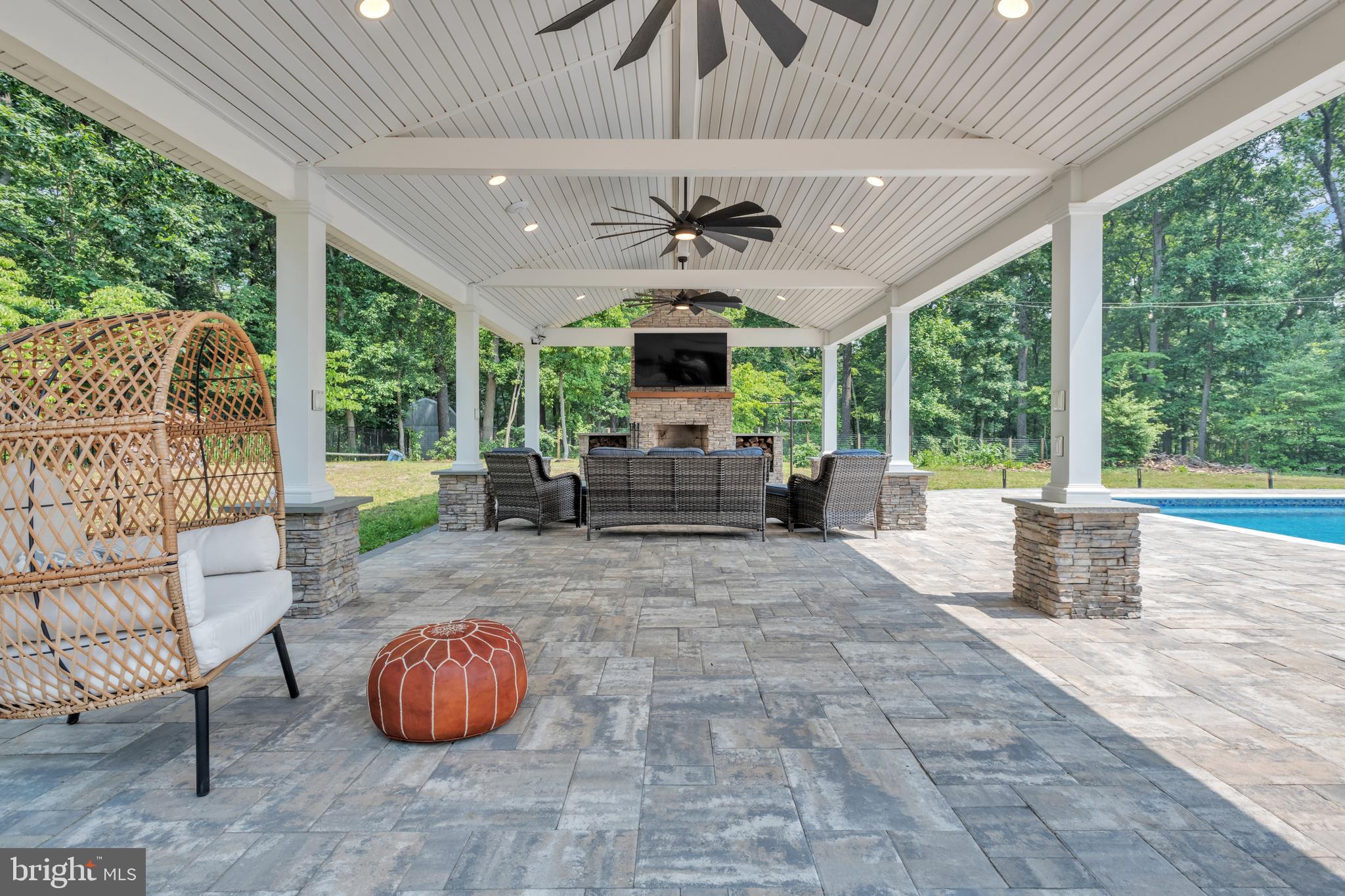 BARBARA HEIGHTS - Residential