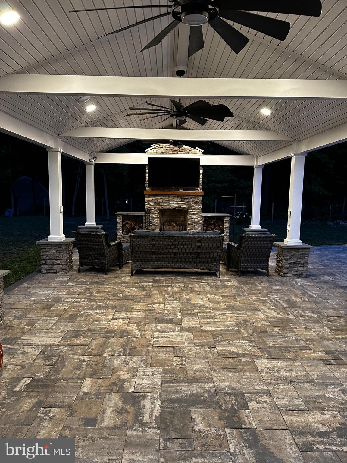 BARBARA HEIGHTS - Residential