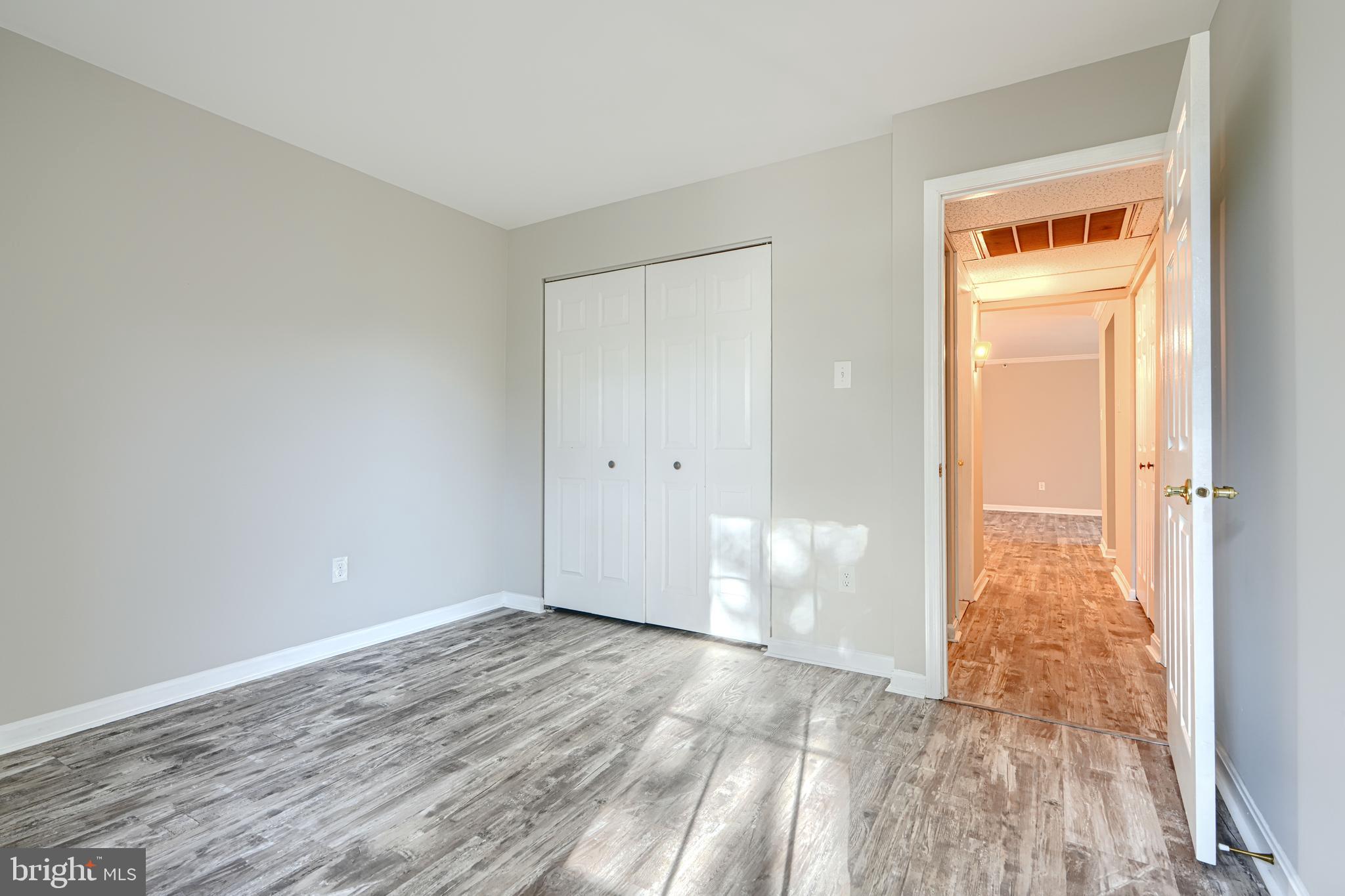 THE POINTE - Residential Lease