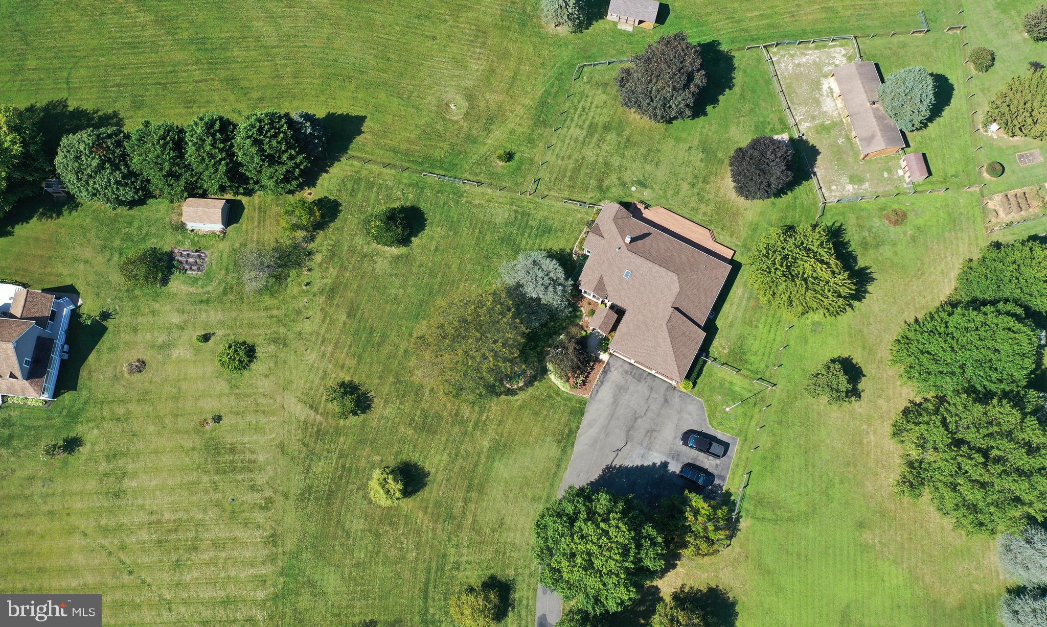 LOMBARD ACRES - Farm