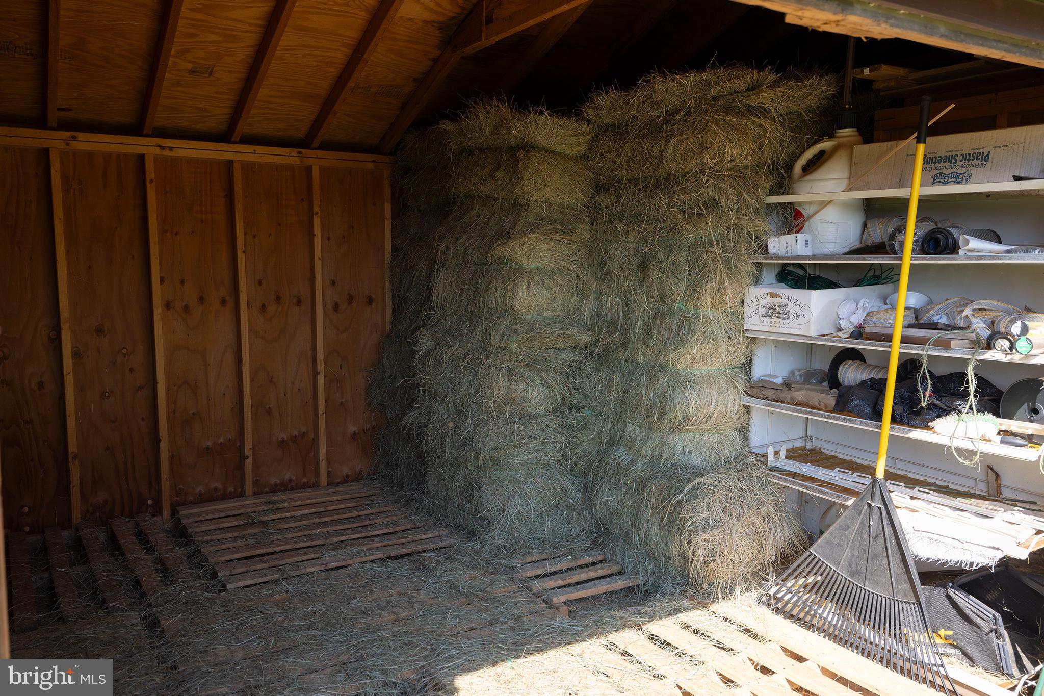 LOMBARD ACRES - Farm