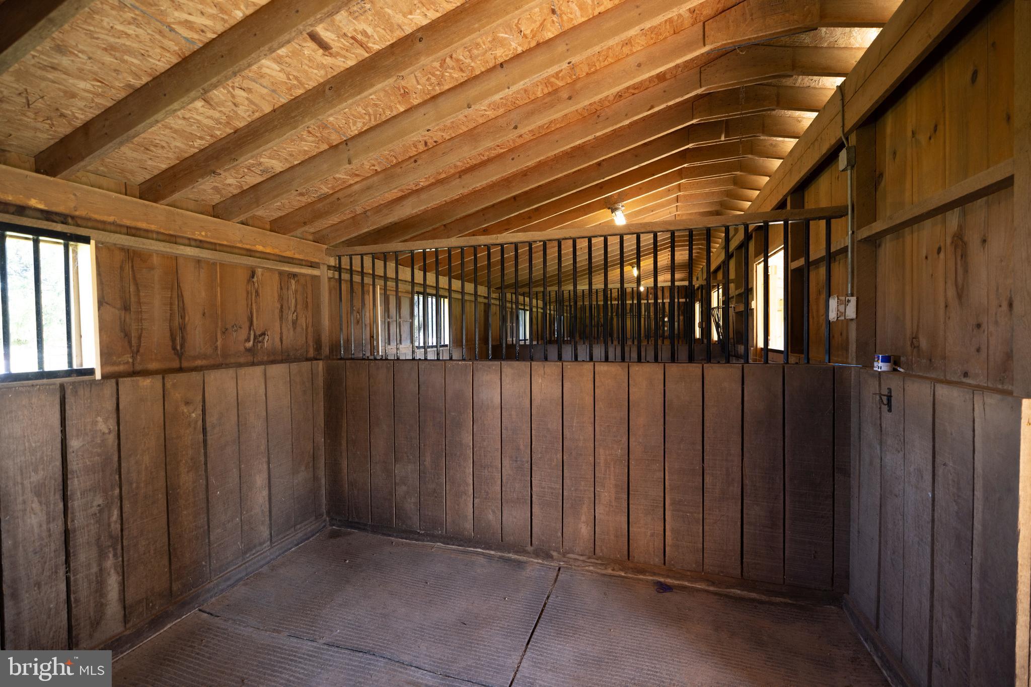 LOMBARD ACRES - Farm