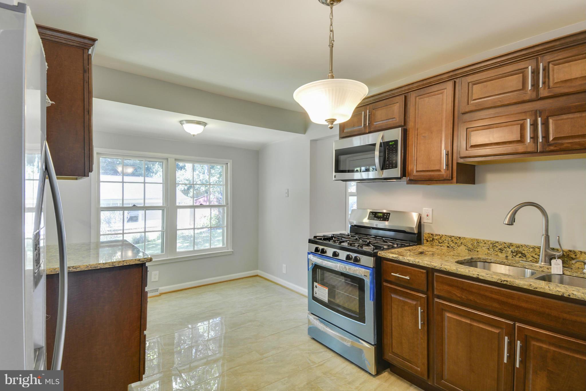 WILDWOOD KNOLLS - Residential