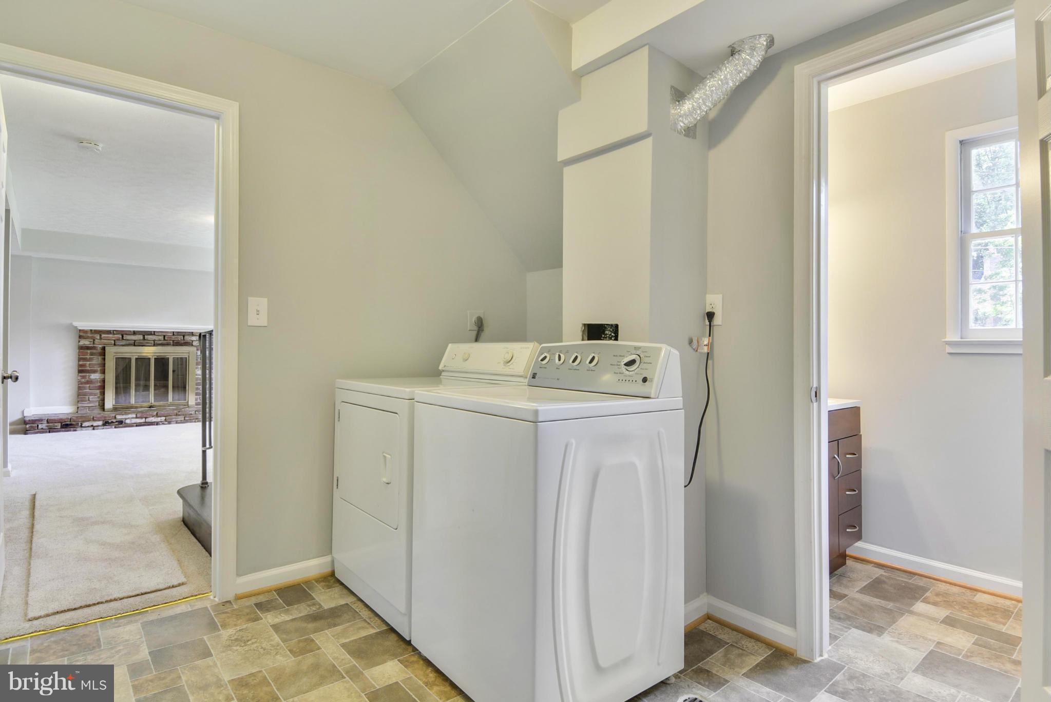 WILDWOOD KNOLLS - Residential