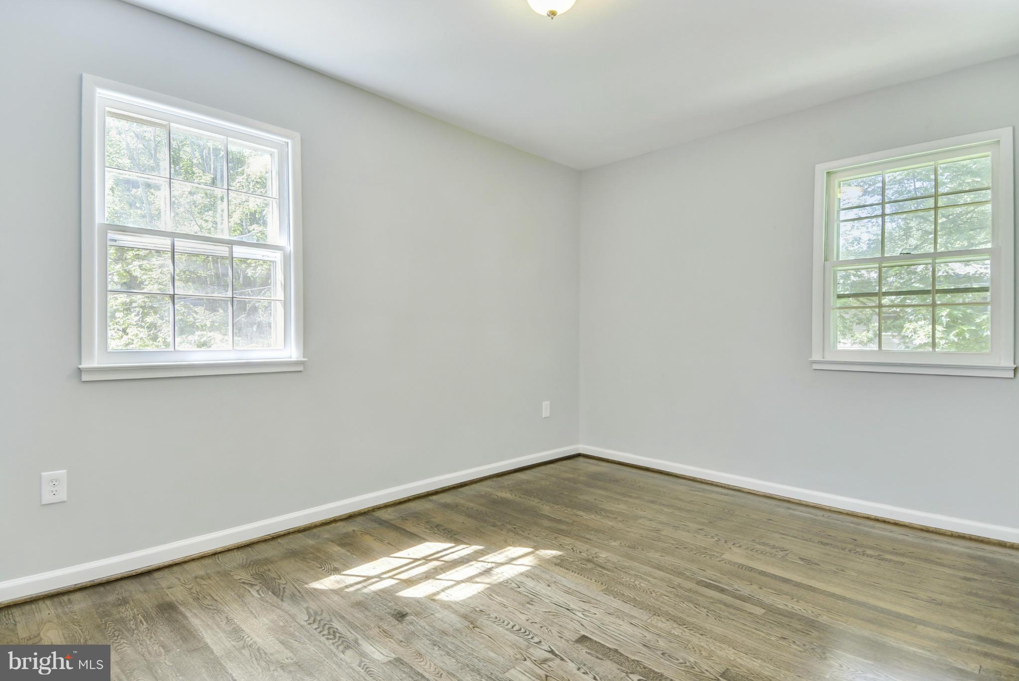 WILDWOOD KNOLLS - Residential