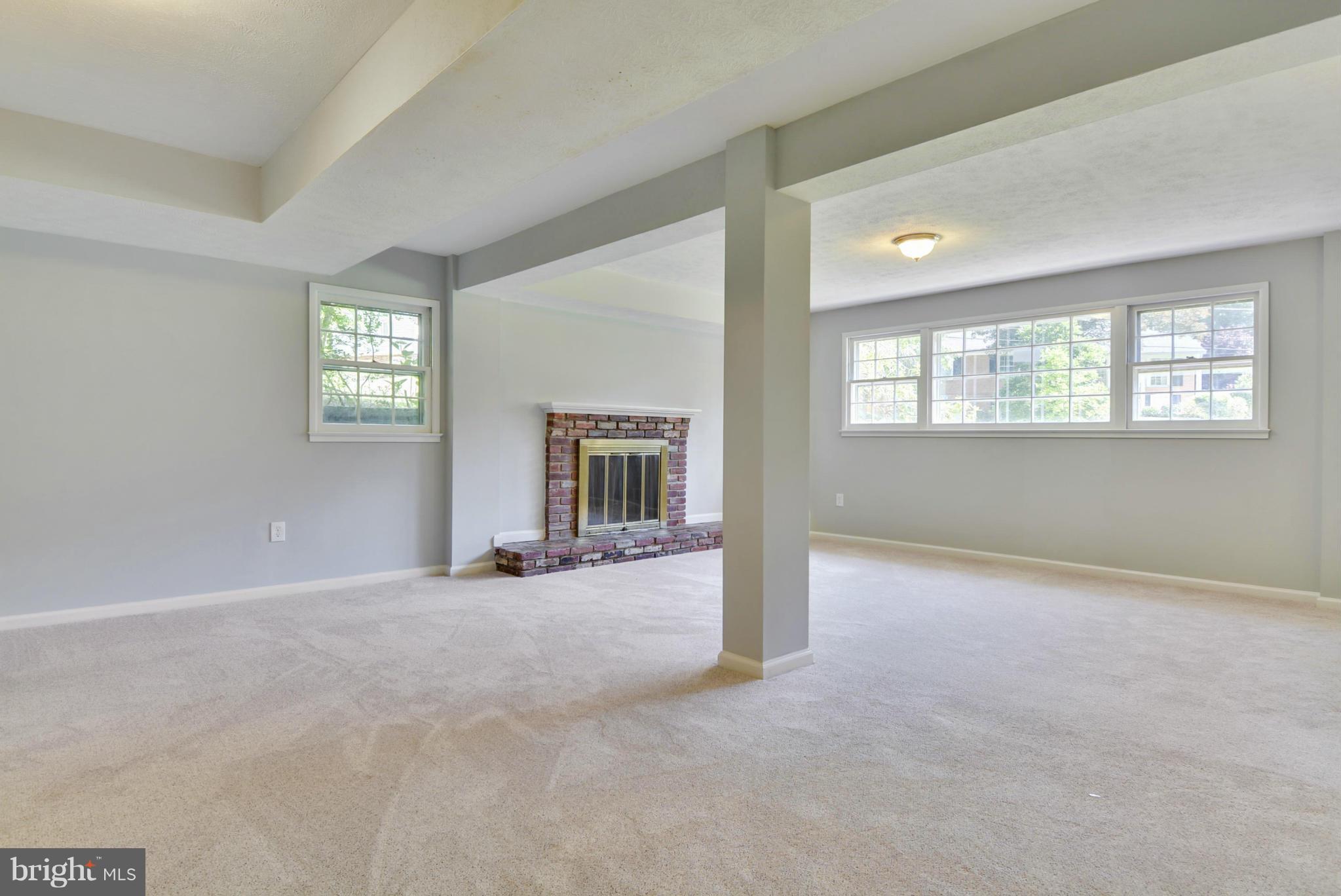 WILDWOOD KNOLLS - Residential