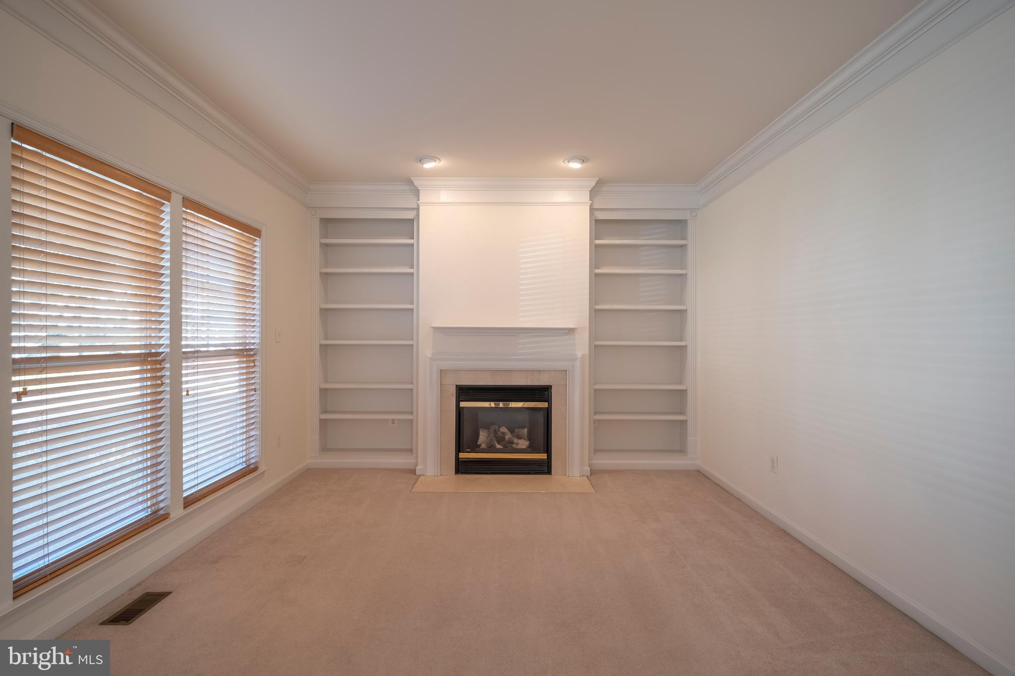 23505 SUGAR VIEW DRIVE