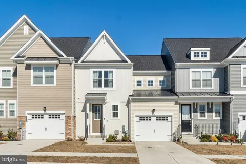 MLS: MDBC2118910
