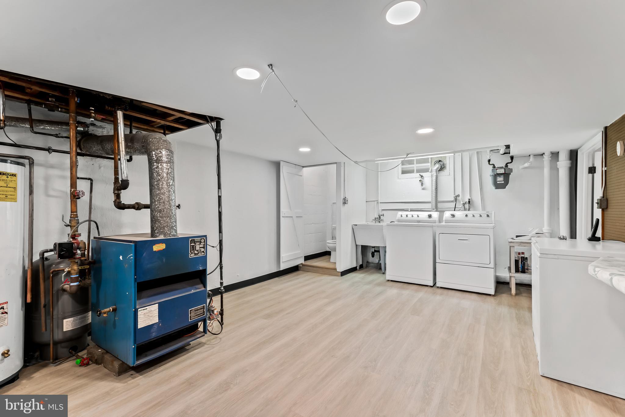 HOMELAND HISTORIC DISTRICT - Residential