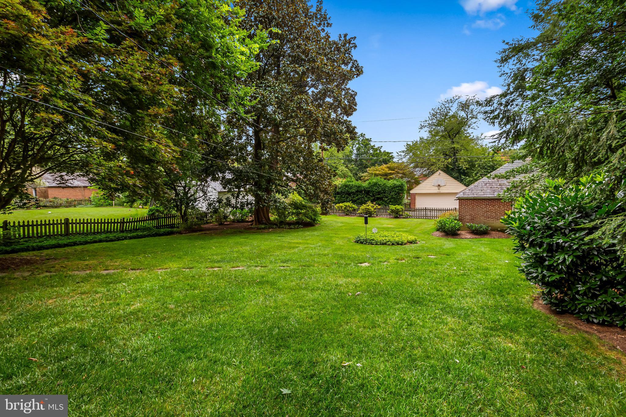 HOMELAND HISTORIC DISTRICT - Residential