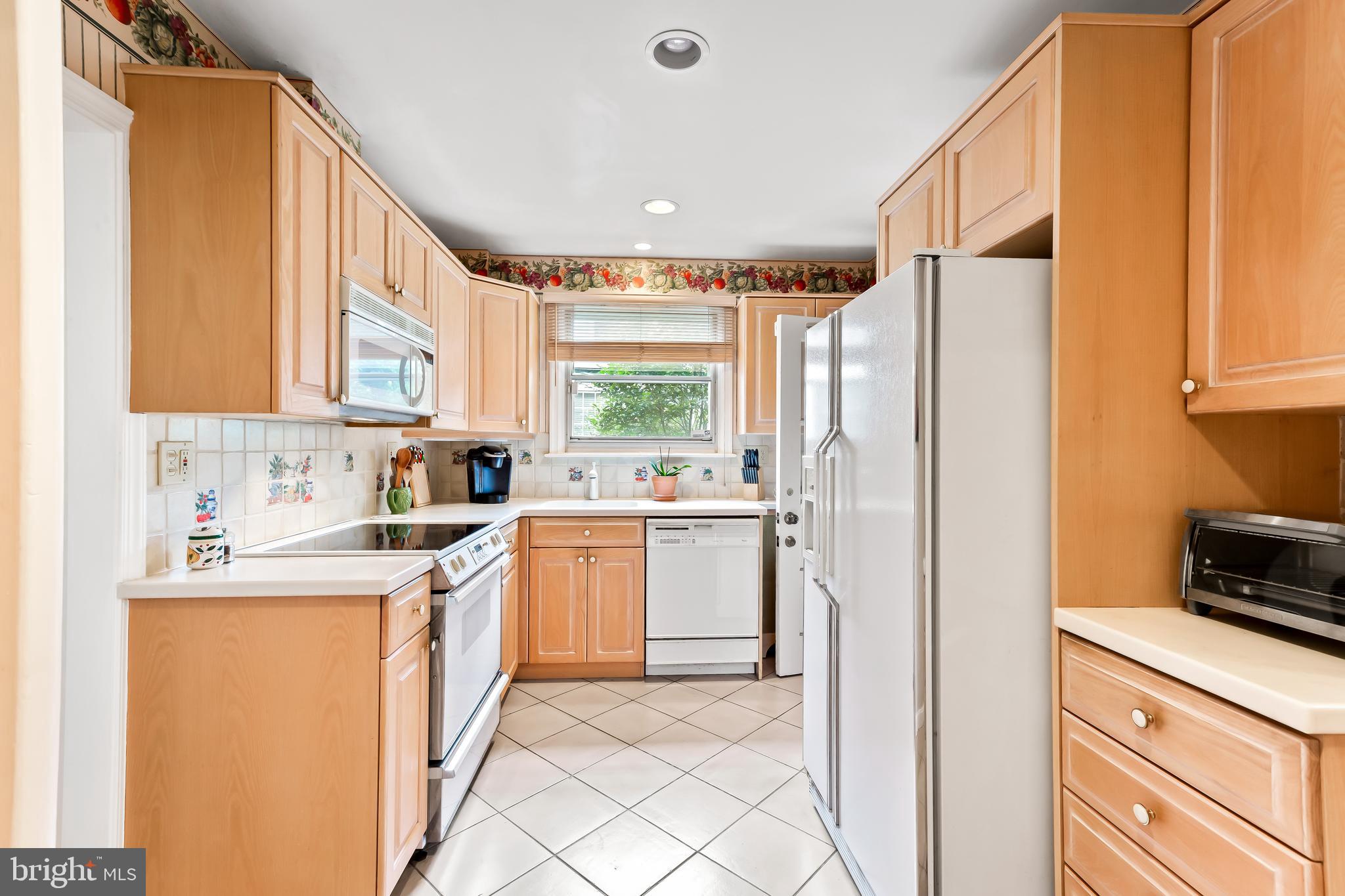 HOMELAND HISTORIC DISTRICT - Residential