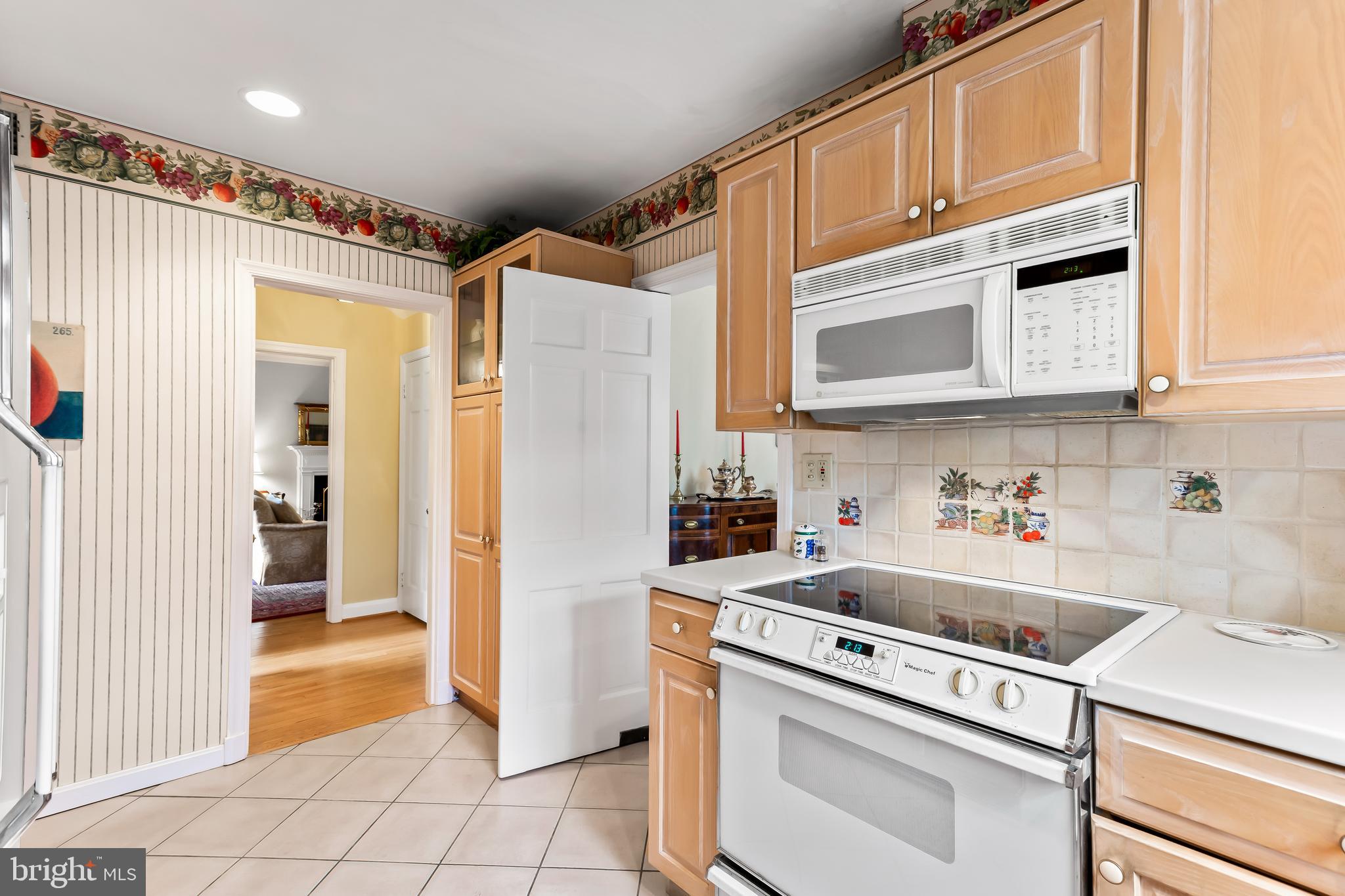 HOMELAND HISTORIC DISTRICT - Residential