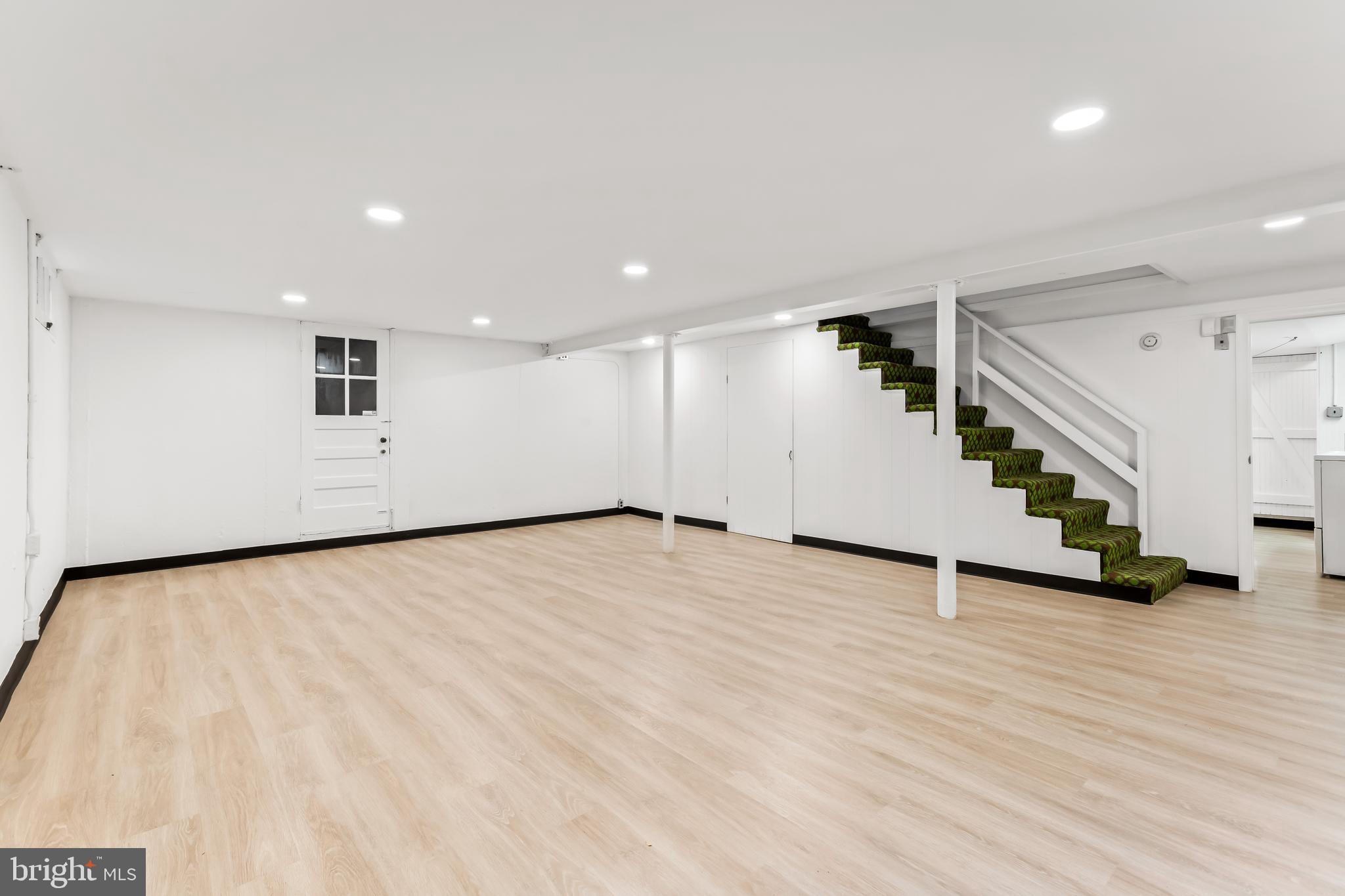 HOMELAND HISTORIC DISTRICT - Residential