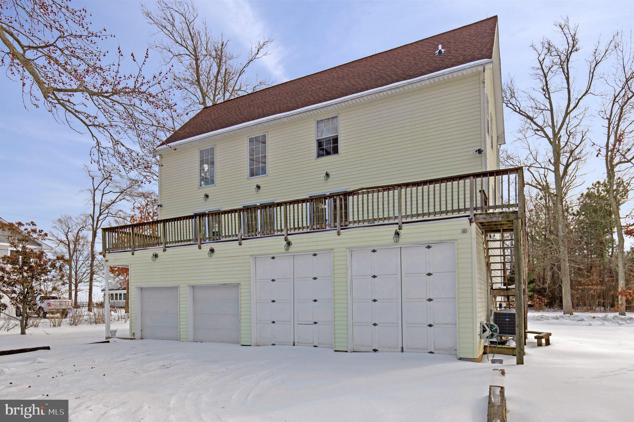 850 WALNUT AVENUE