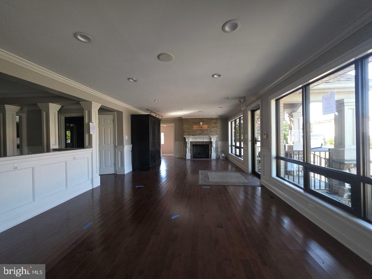 8185 RITCHIE HIGHWAY