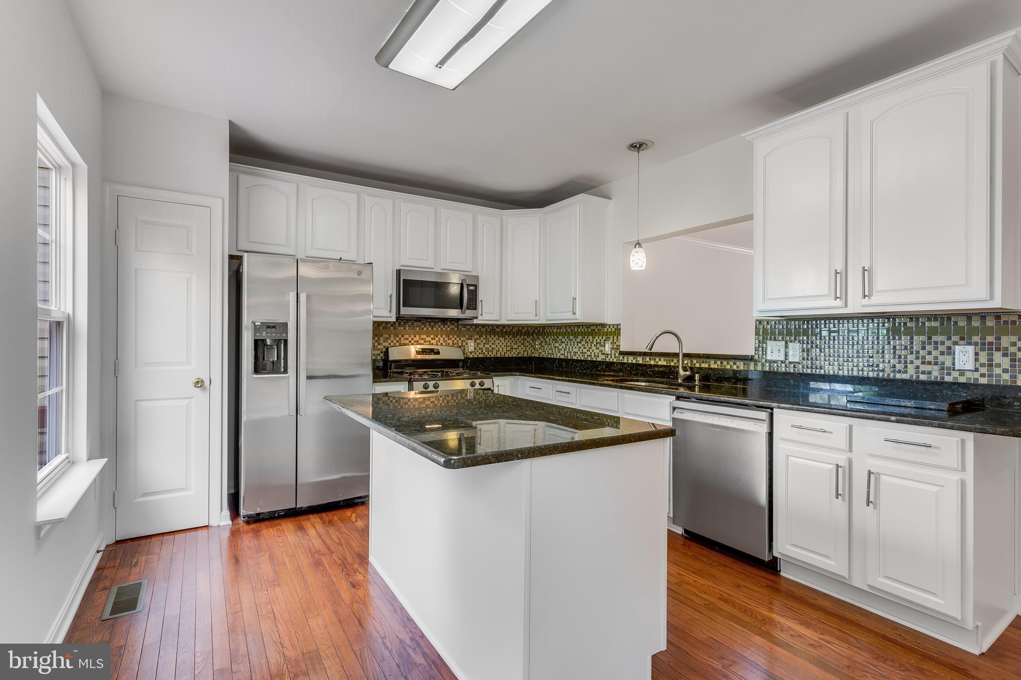 43088 CANDLEWICK SQUARE