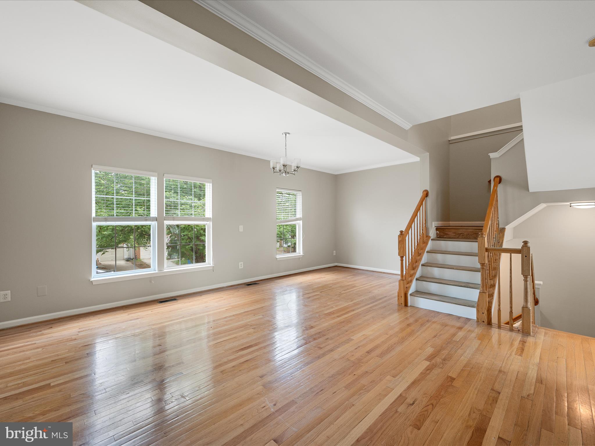 SOUTH RIDING - Residential Lease