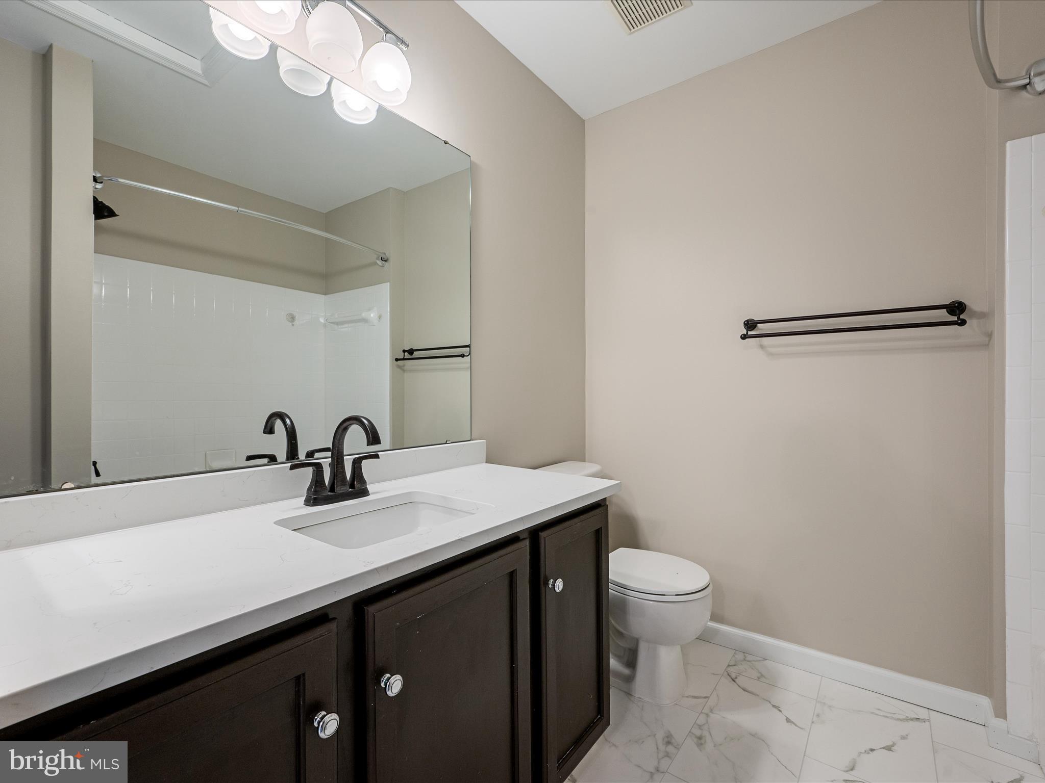 SOUTH RIDING - Residential Lease