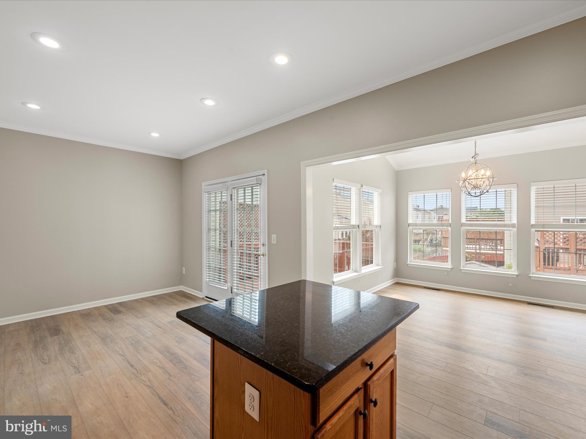 SOUTH RIDING - Residential Lease