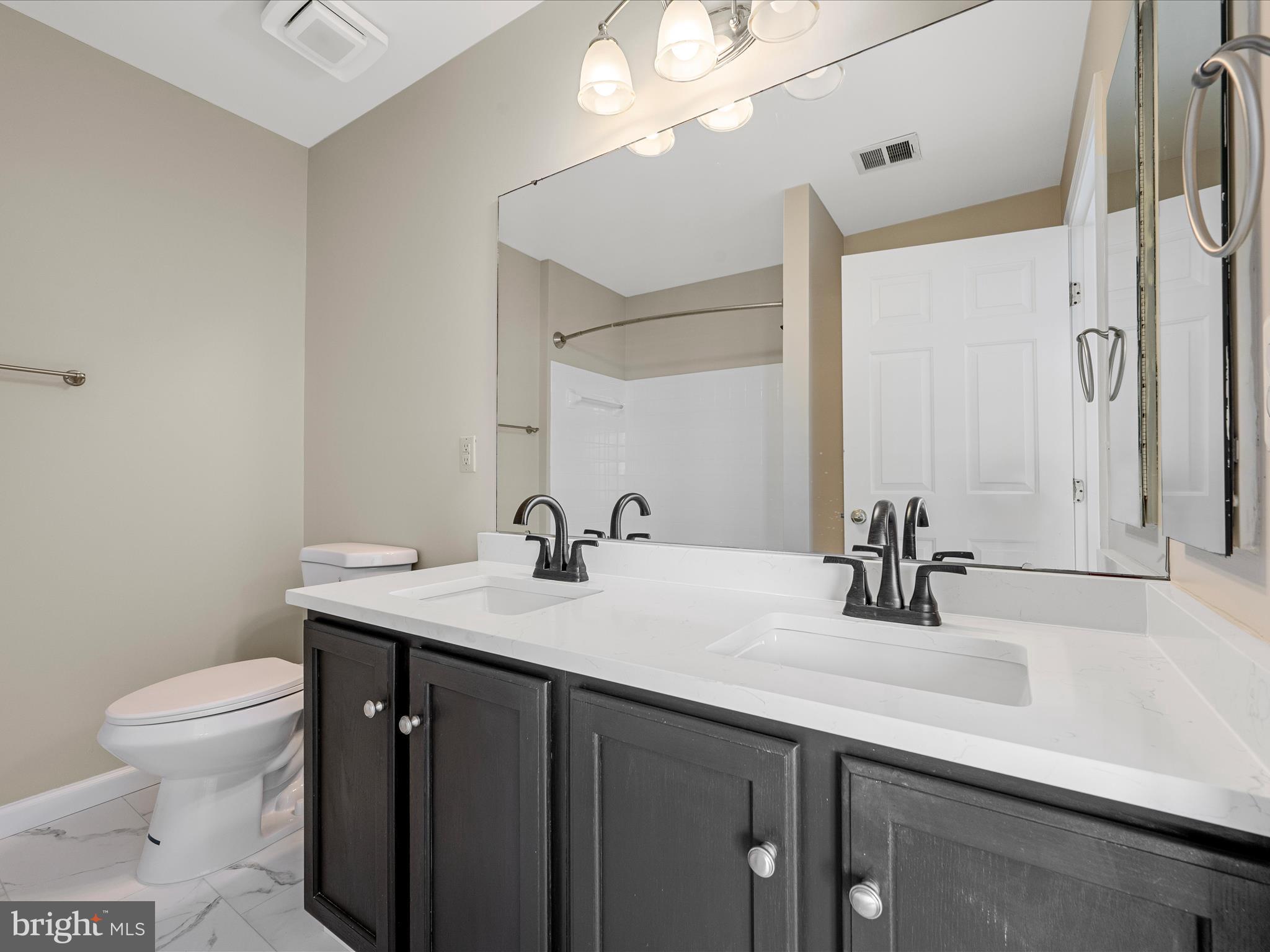 SOUTH RIDING - Residential Lease