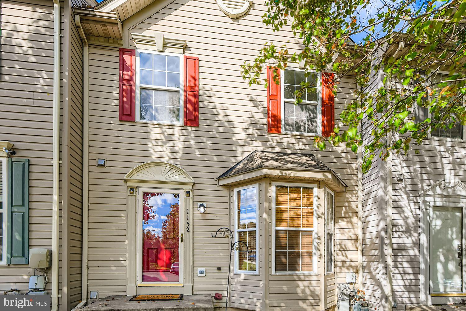 COKESBURY MANOR - Residential Lease