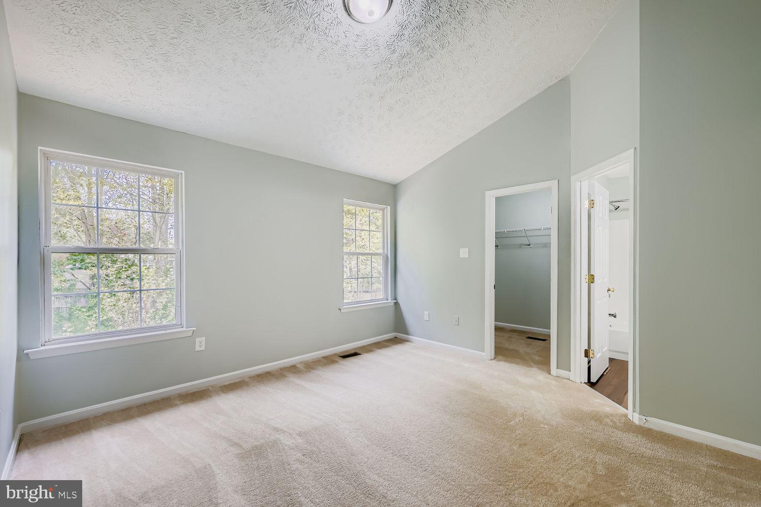 COKESBURY MANOR - Residential Lease