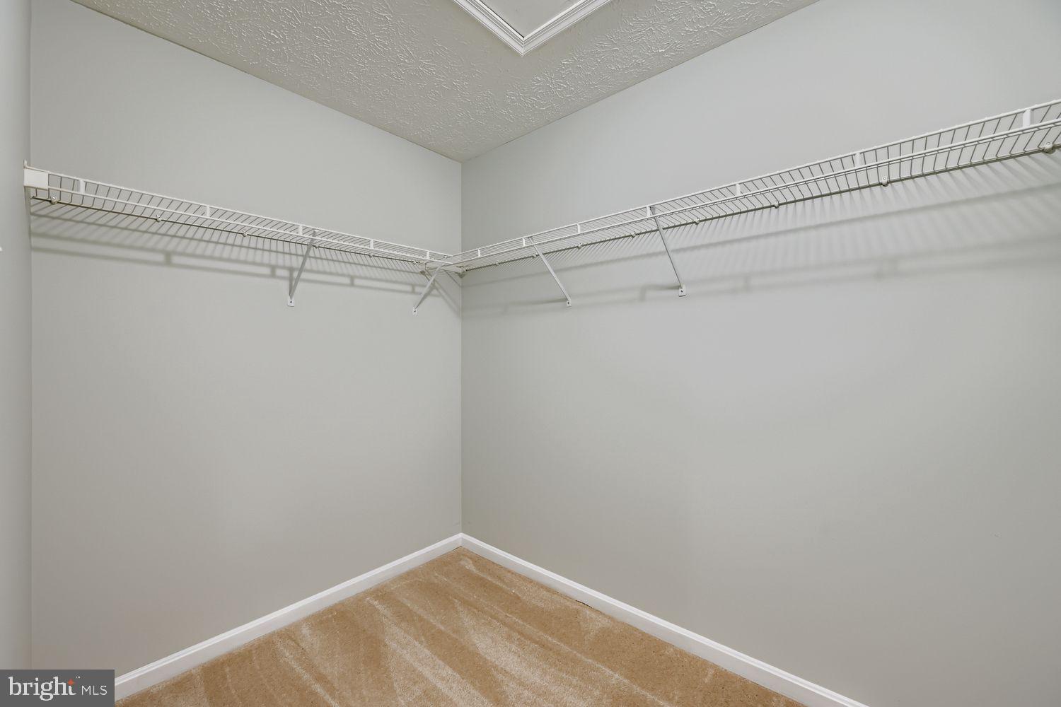 COKESBURY MANOR - Residential Lease